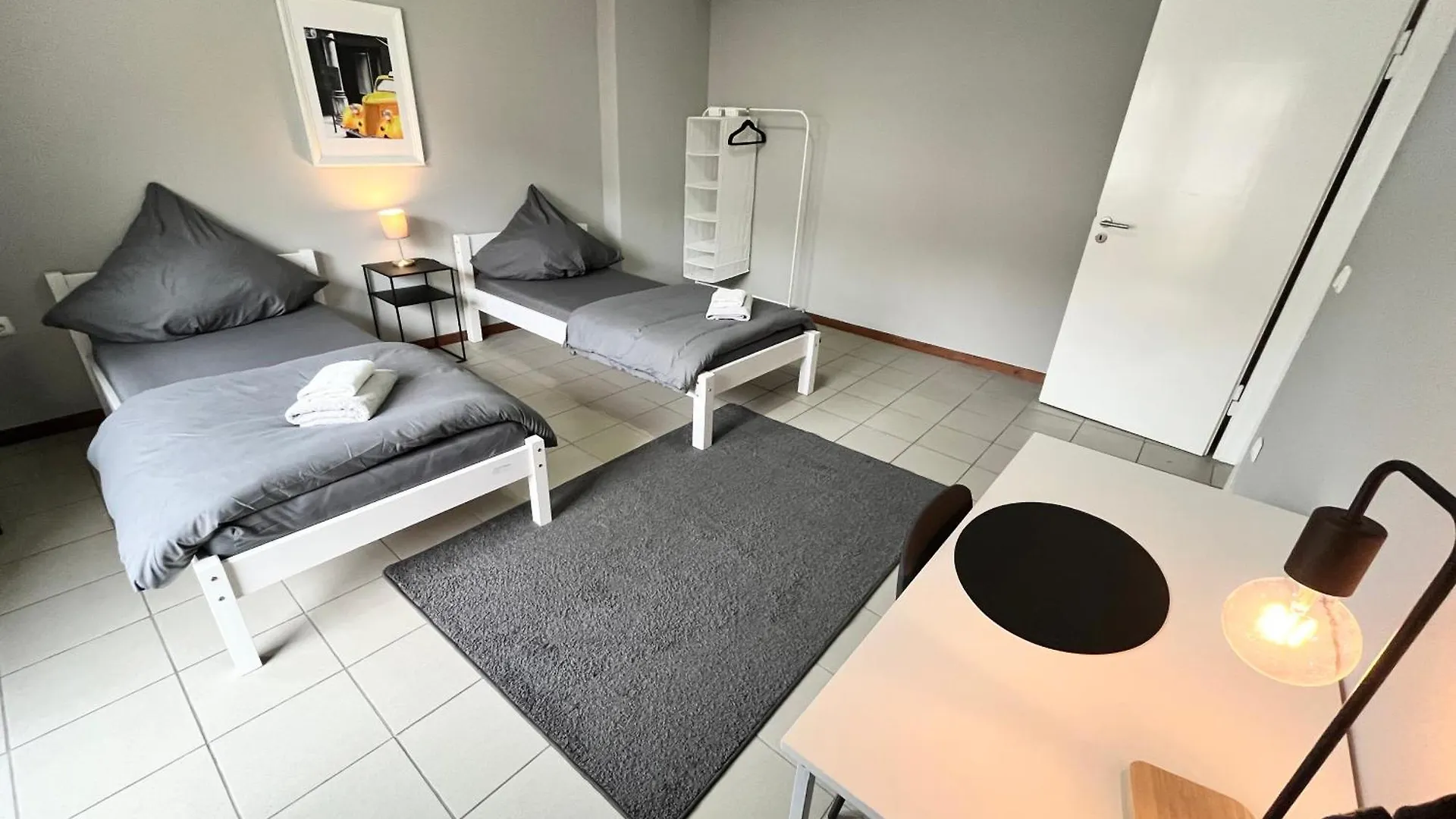 Apartment Central 10E 90Qm Wi-Fi Free Parking Calm Back House Dortmund Germany